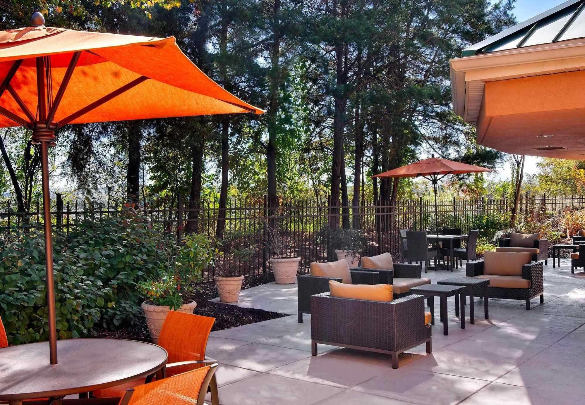 Courtyard Asheville Luaran gambar